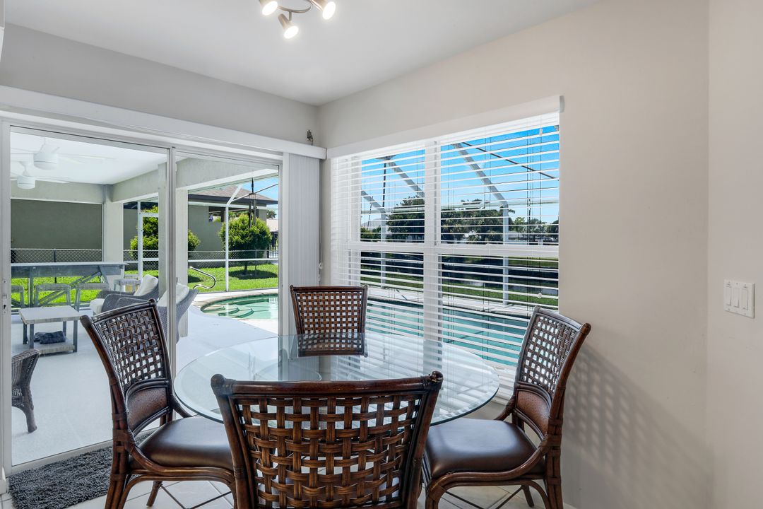 2526 SE 19th Pl, Cape Coral, FL 33904