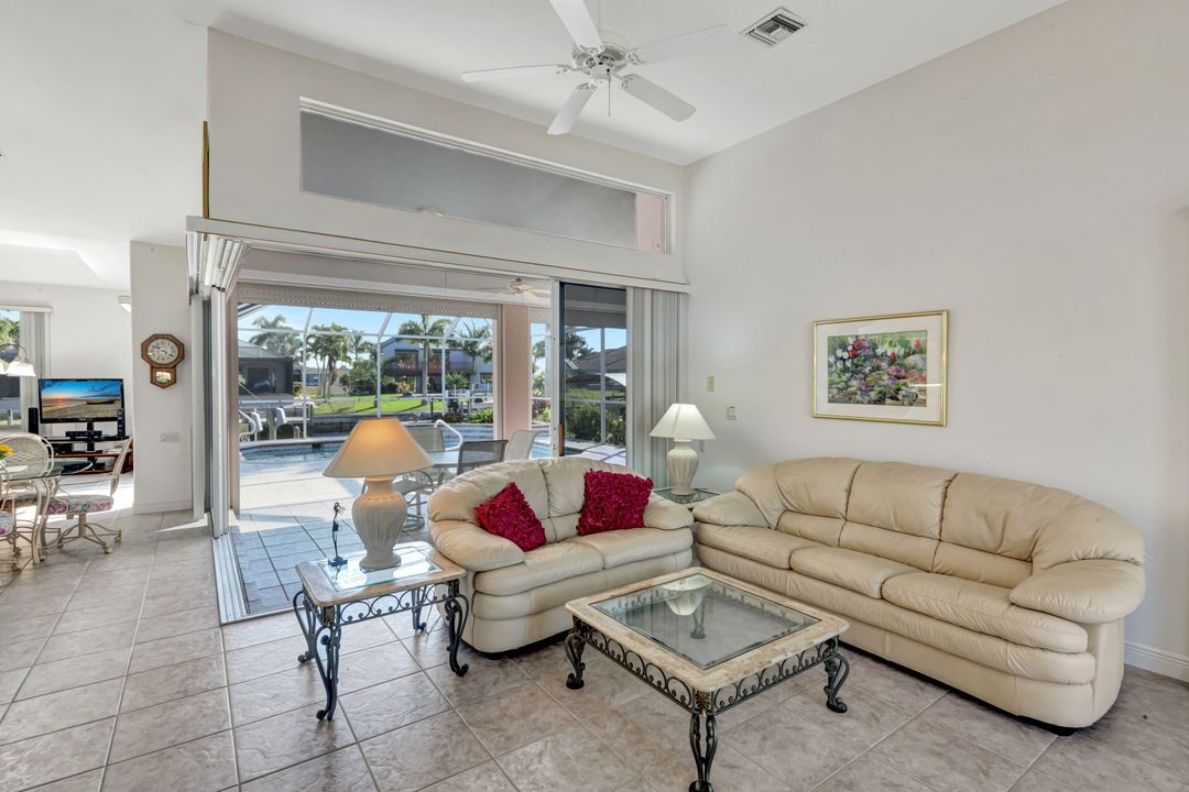 4315 SW 22nd Ct, Cape Coral, FL 33914