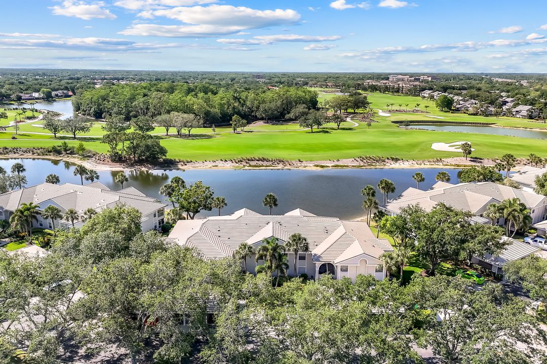 6260 Bellerive Ave #402, Naples, FL 34119