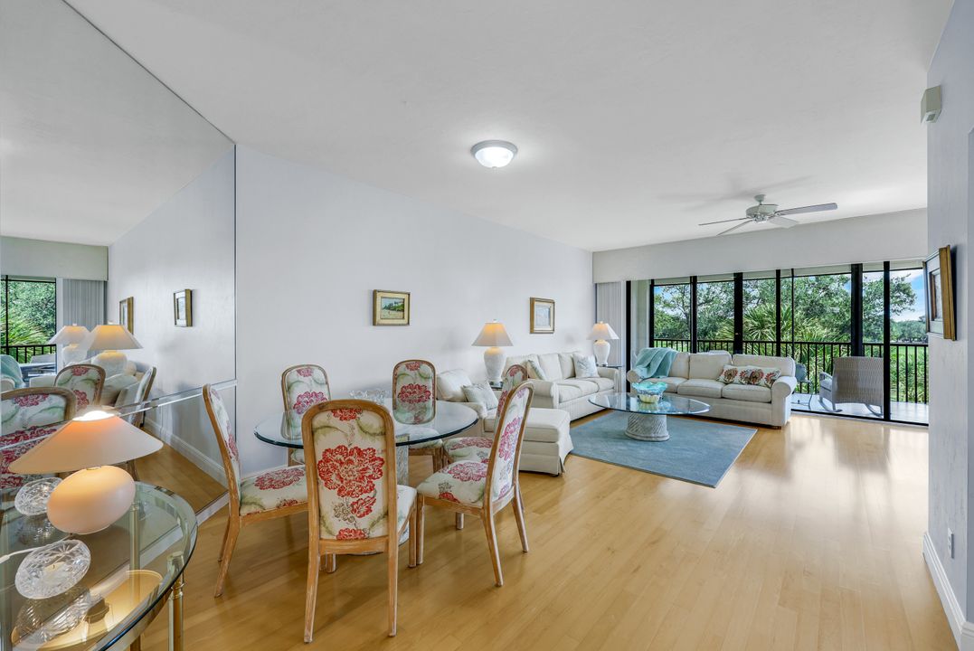 7040 Pelican Bay Blvd #D301, Naples, FL 34108