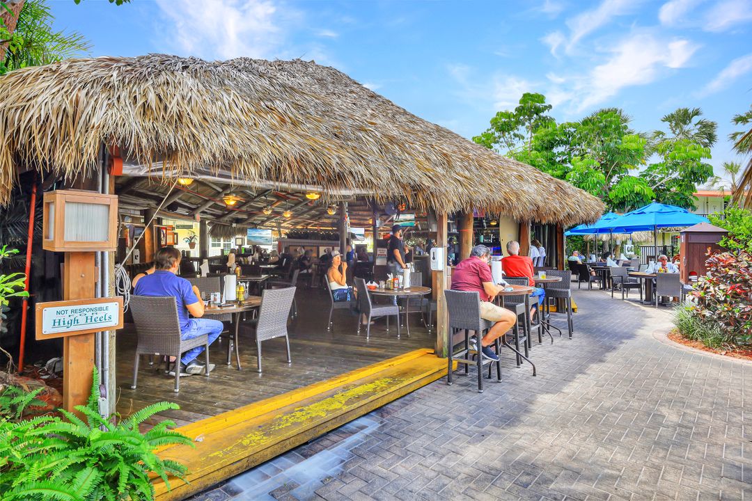 2555 Tamiami Trail N #263, Naples, FL 34103