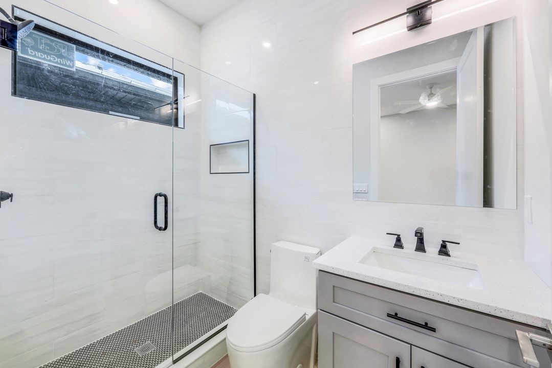 524 103rd Ave N, Naples, FL 34108