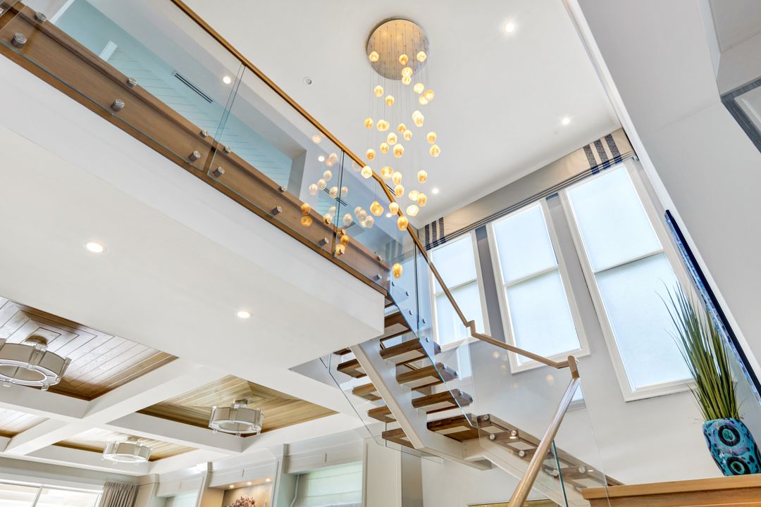 6892 Leeward Wy, Naples, FL 34109