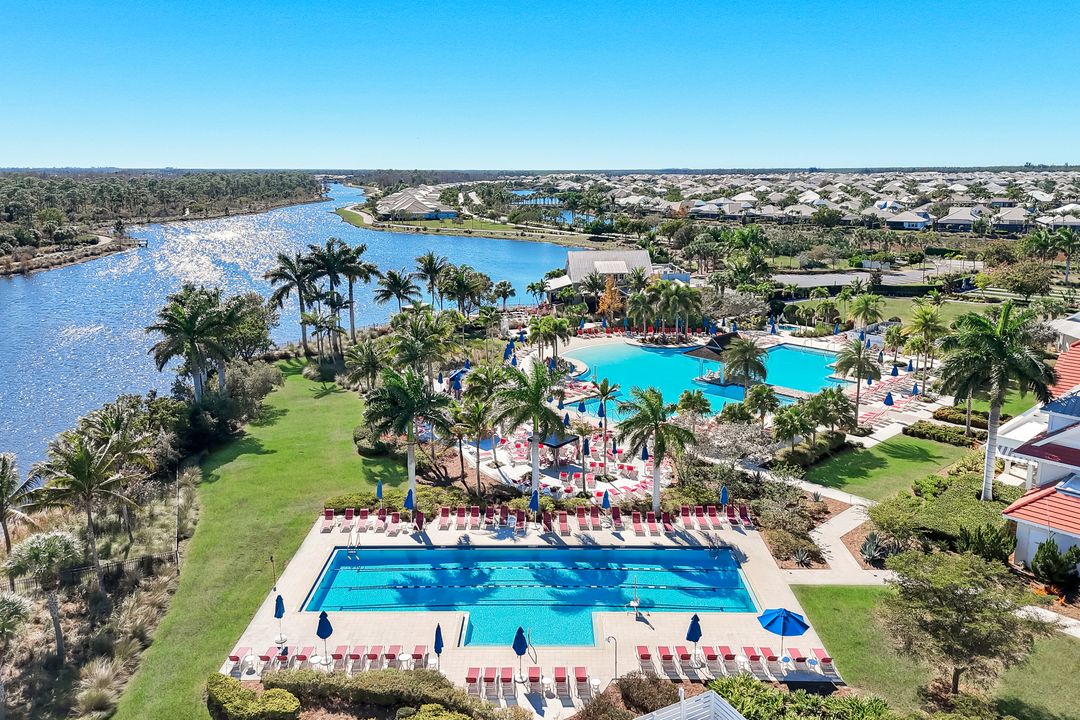 8943 Gustavia Ct, Naples, FL 34112