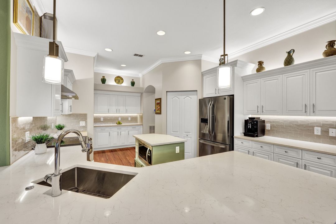 8529 Via Lungomare Cir #203, Estero, FL 33928