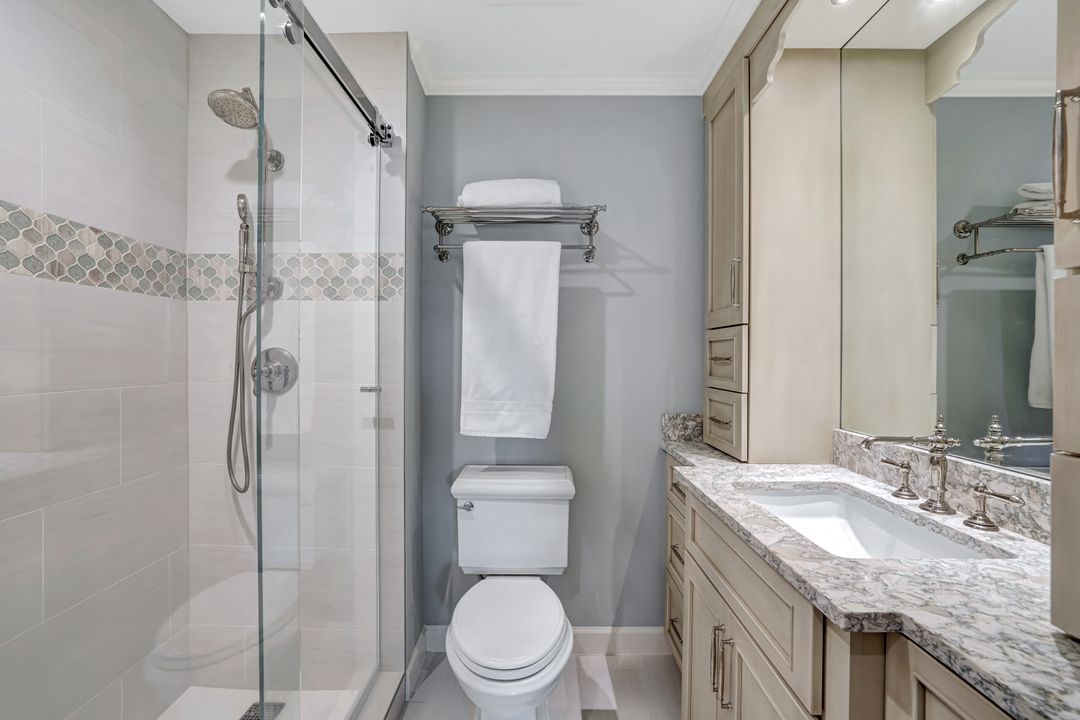 2850 Gulf Shore Blvd N  #201, Naples, FL 34103