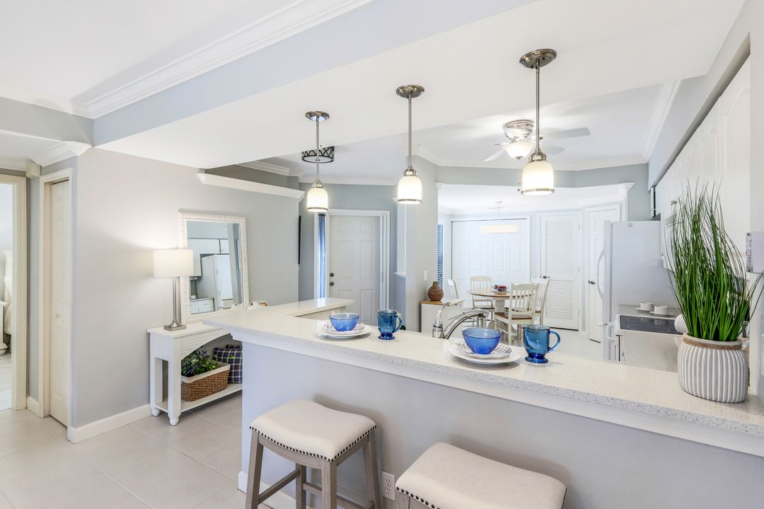 4970 Deerfield Way #103, Naples, FL 34110