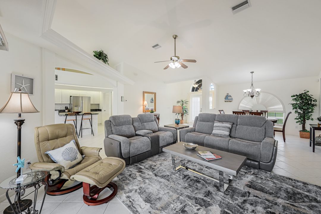 124 NE 6th St, Cape Coral, FL 33909