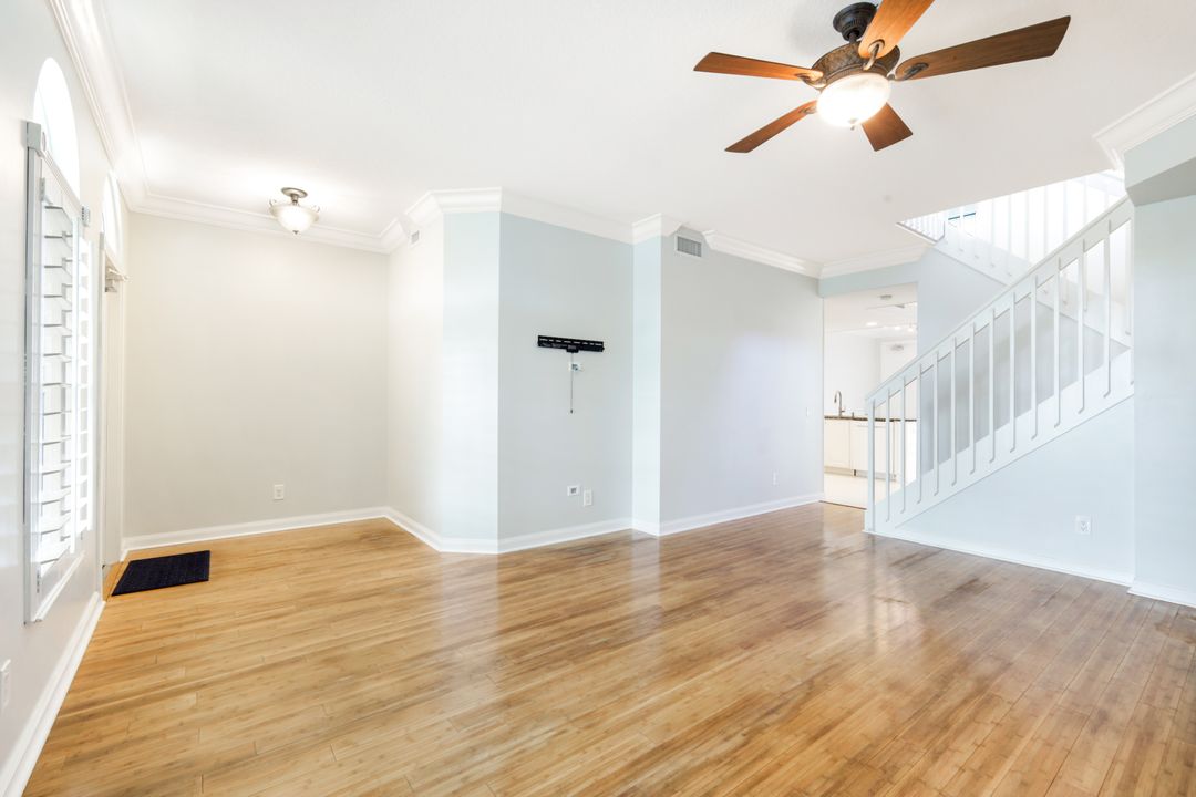 6124 Towncenter Cir, Naples, FL 34119