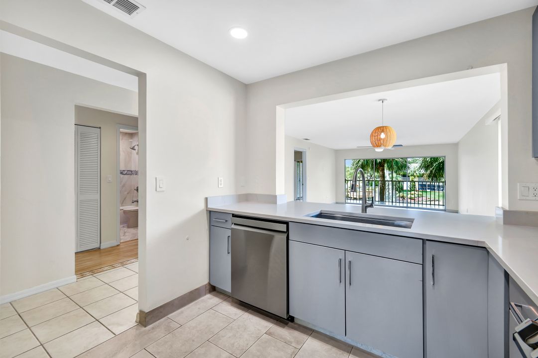 1330 Yesica Ann, Cir 1 #206, Naples, FL 34110