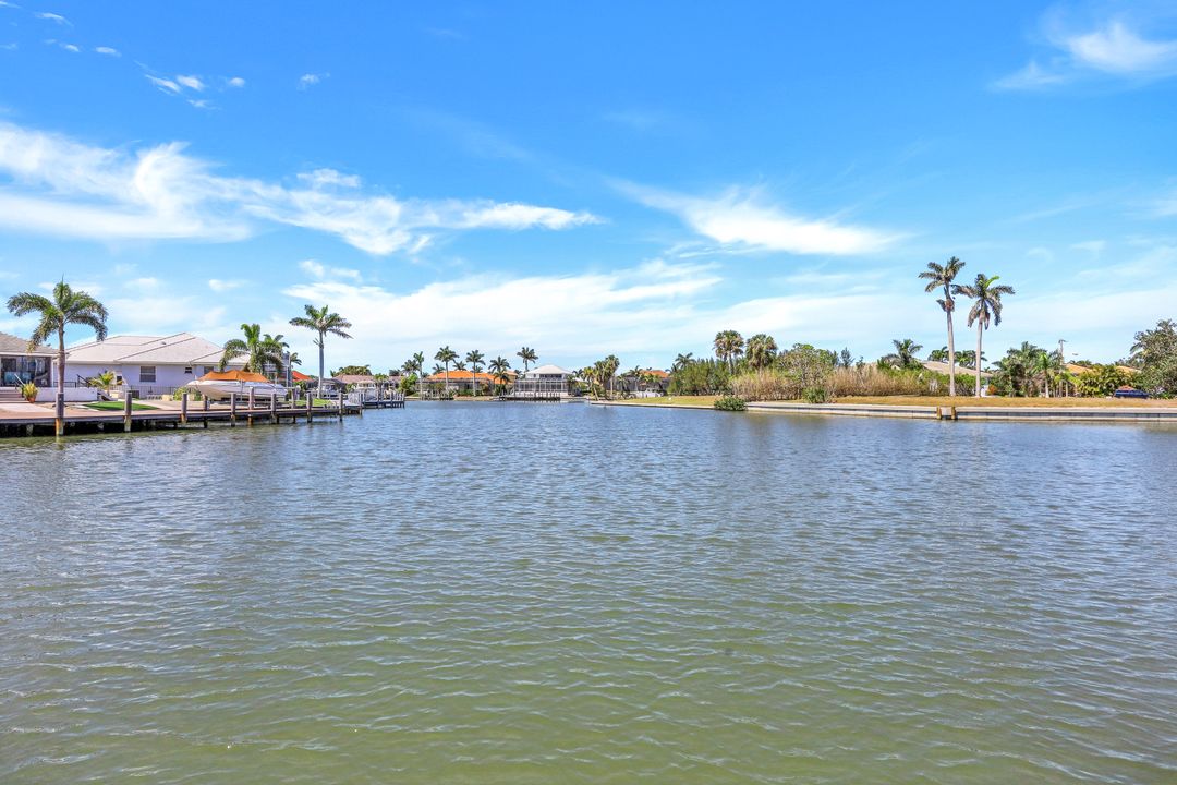 1894 Woodbine Ct, Marco Island, FL 34145