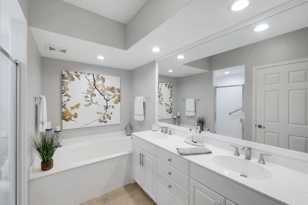 325 Dunes Blvd #204, Naples, FL 34110