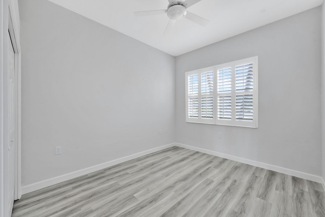 3376 Sandpiper Way, Naples, FL 34109