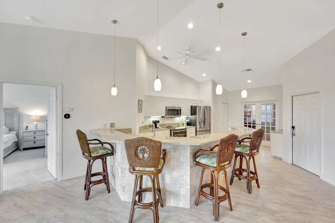 160 Waterside Cir #202, Marco Island, FL 34145