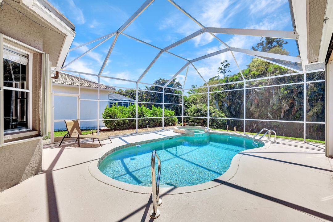 25740 Creekbend Dr, Bonita Springs, FL 34135