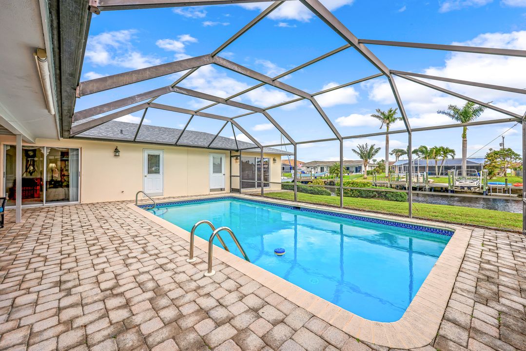 3117 SE 19th Ave, Cape Coral, FL 33904