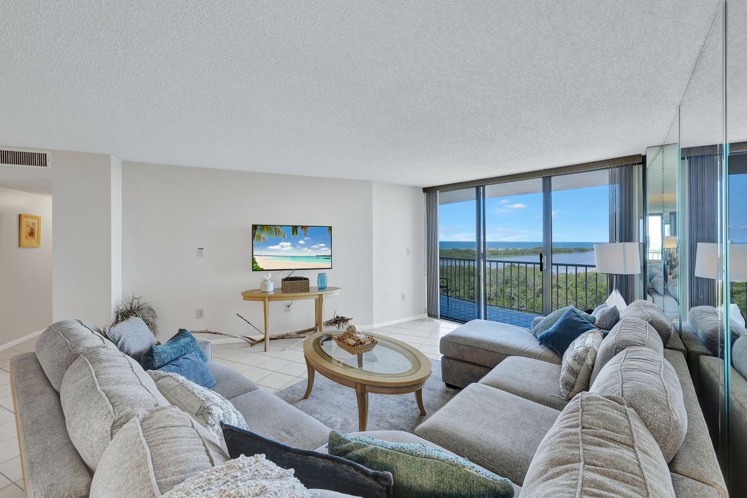 440 Seaview Ct #708, Marco Island, FL 34145