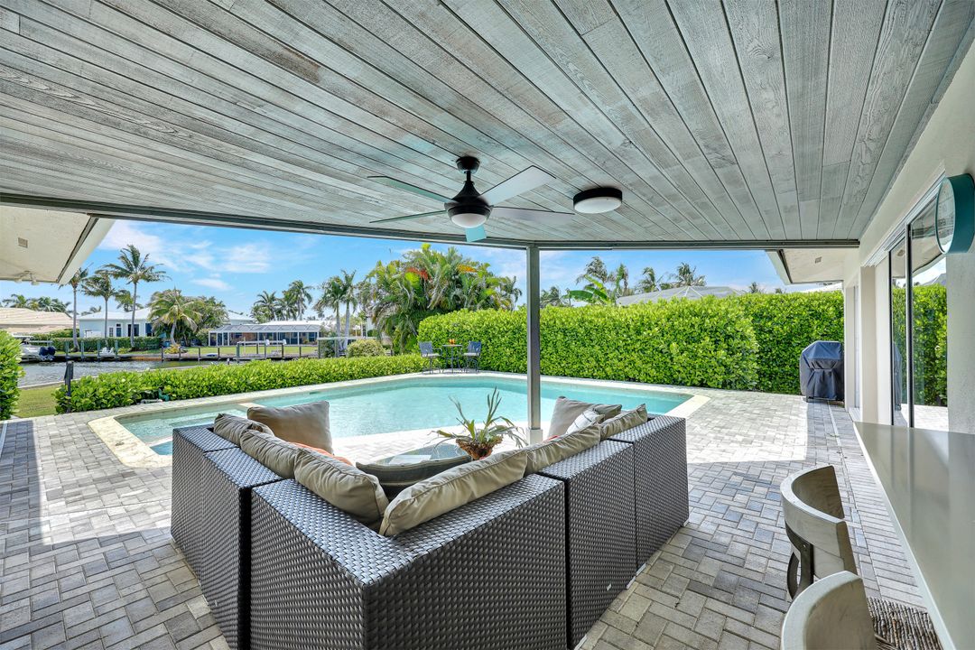 2140 Shad Ct, Naples, FL 34102