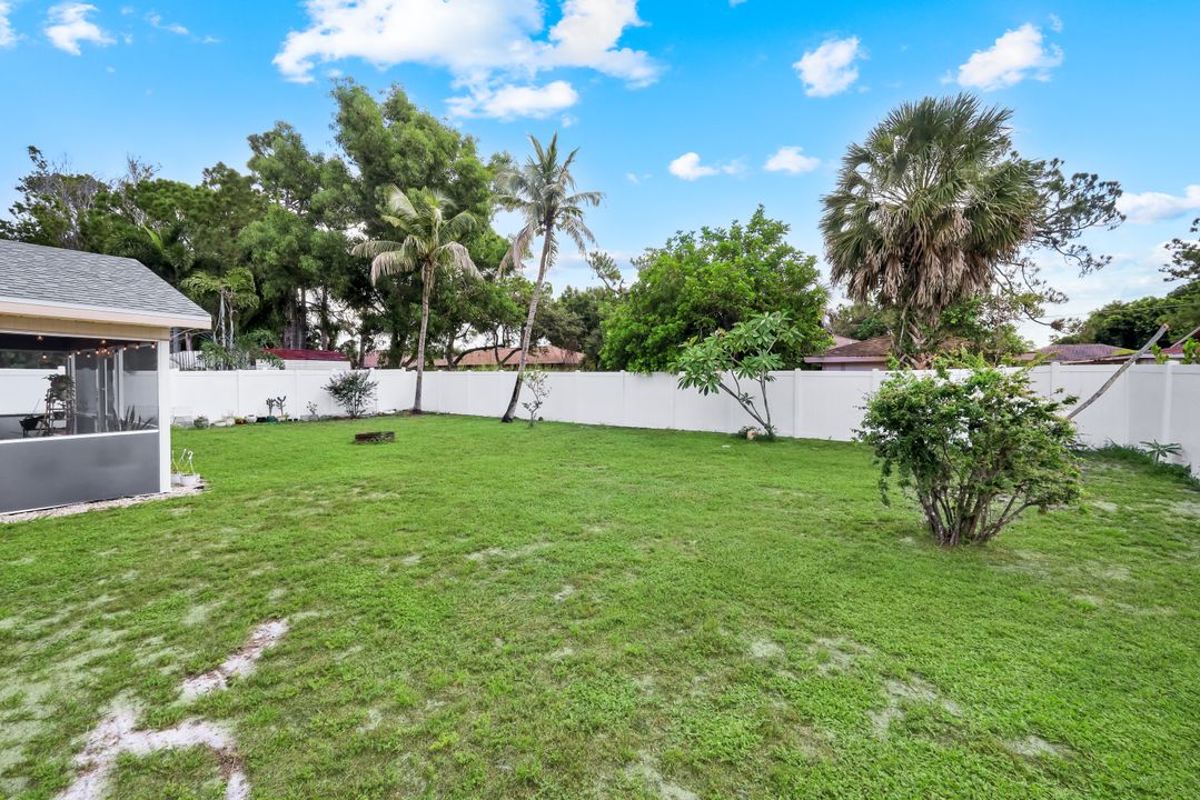 27051 Edgewood St, Bonita Springs, FL 34135