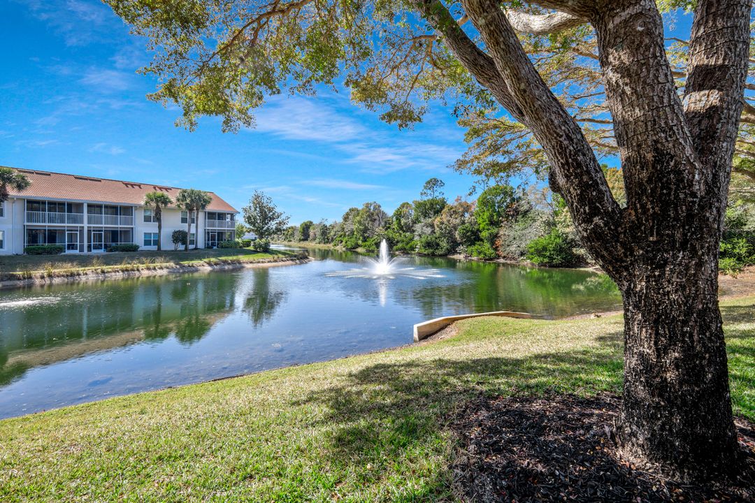 5650 Northboro Dr #102, Naples, FL 34110