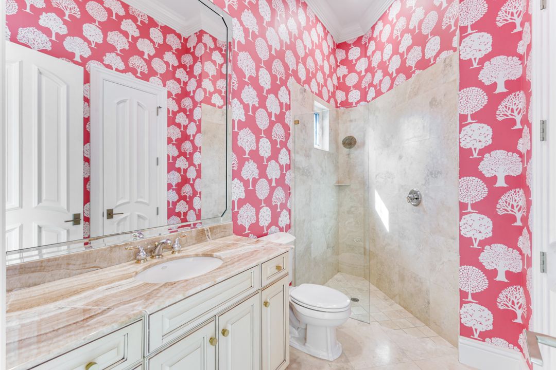 384 Mooring Line Dr, Naples, FL 34102