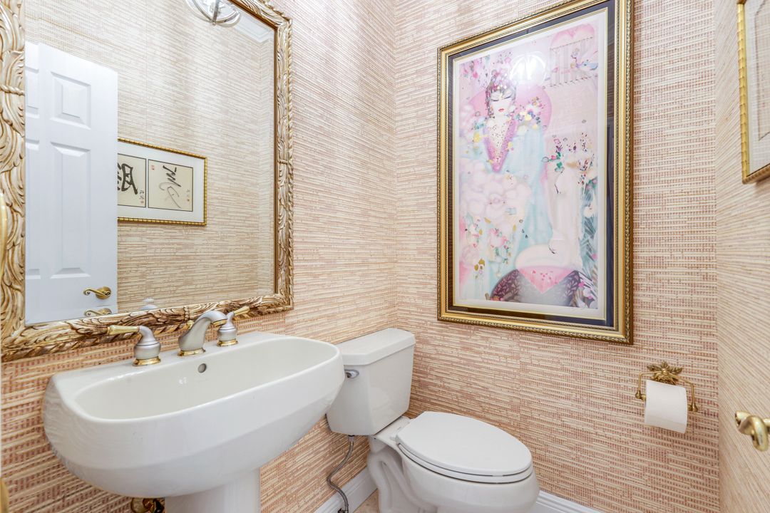 3760 Lakemont Dr, Bonita Springs, FL 34134
