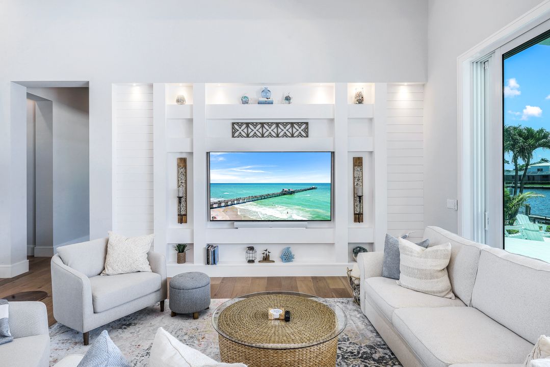 100 S Bahama Ave, Marco Island, FL 34145