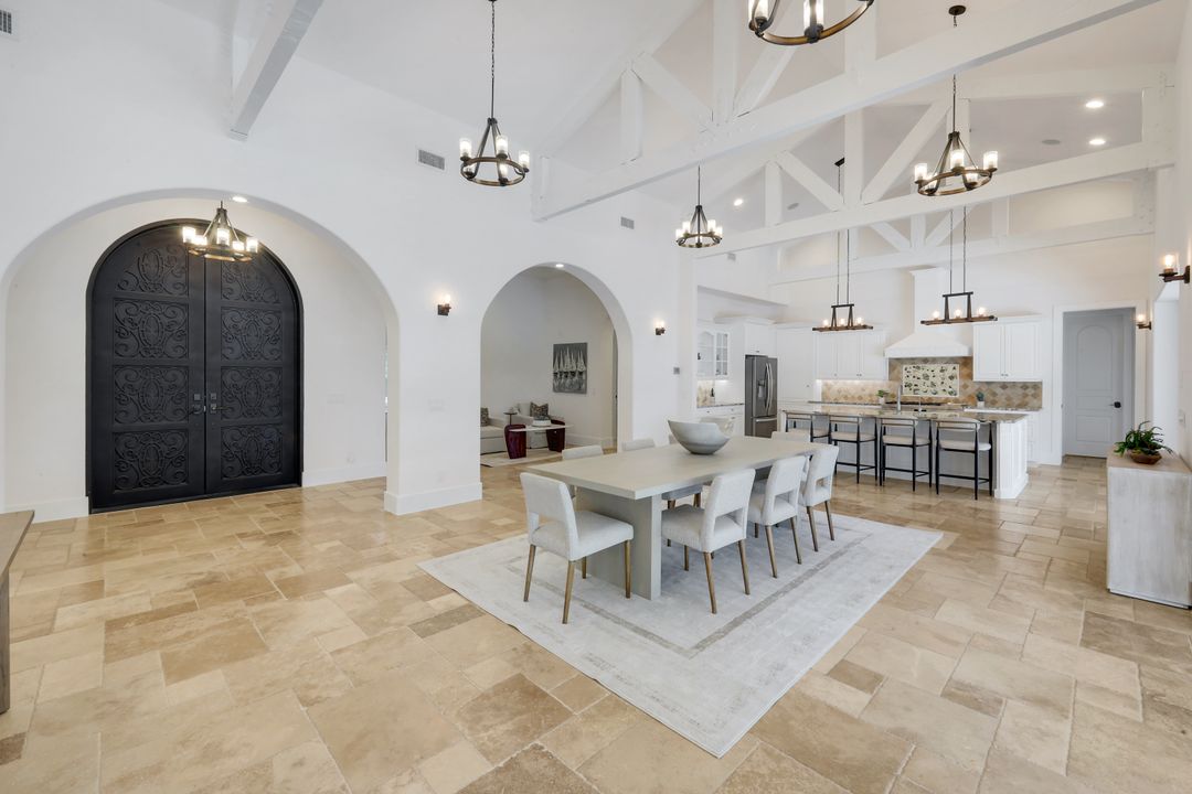 1400 Forrest Ct, Marco Island, FL 34145