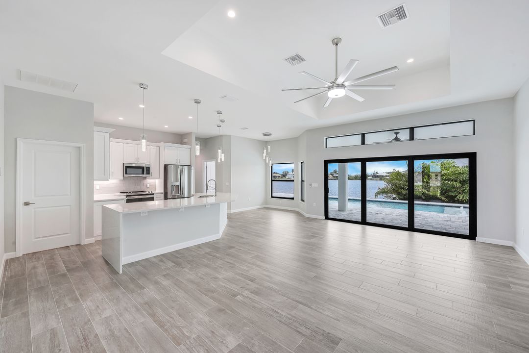 230 NE 18th St, Cape Coral, FL 33909