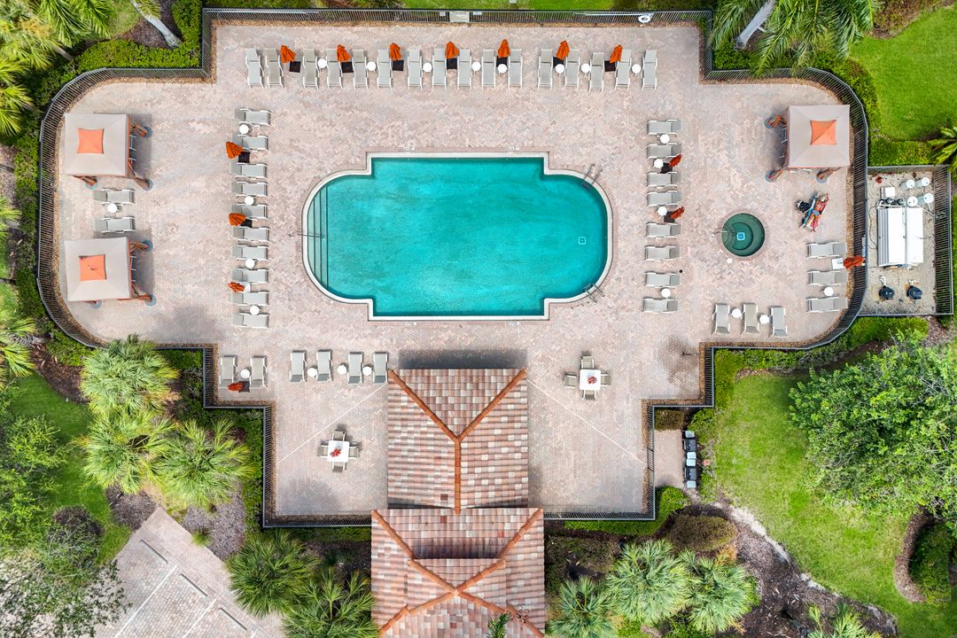 9461 Napoli Ln, Naples, FL 34113