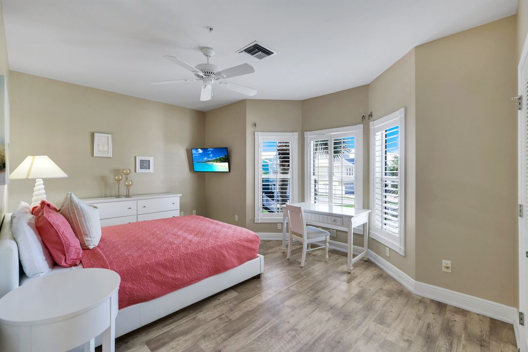 21500-21504 Indian Bayou Dr, Fort Myers Beach, FL 33931