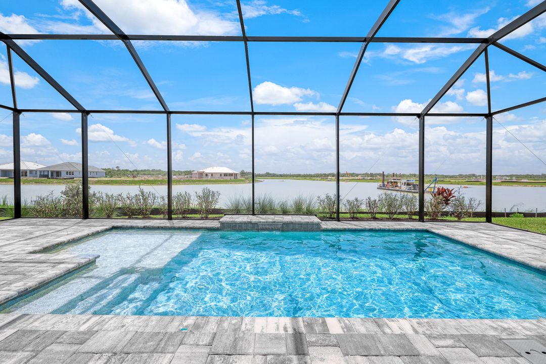 3995 Pegasus Wy, Naples, FL 34120