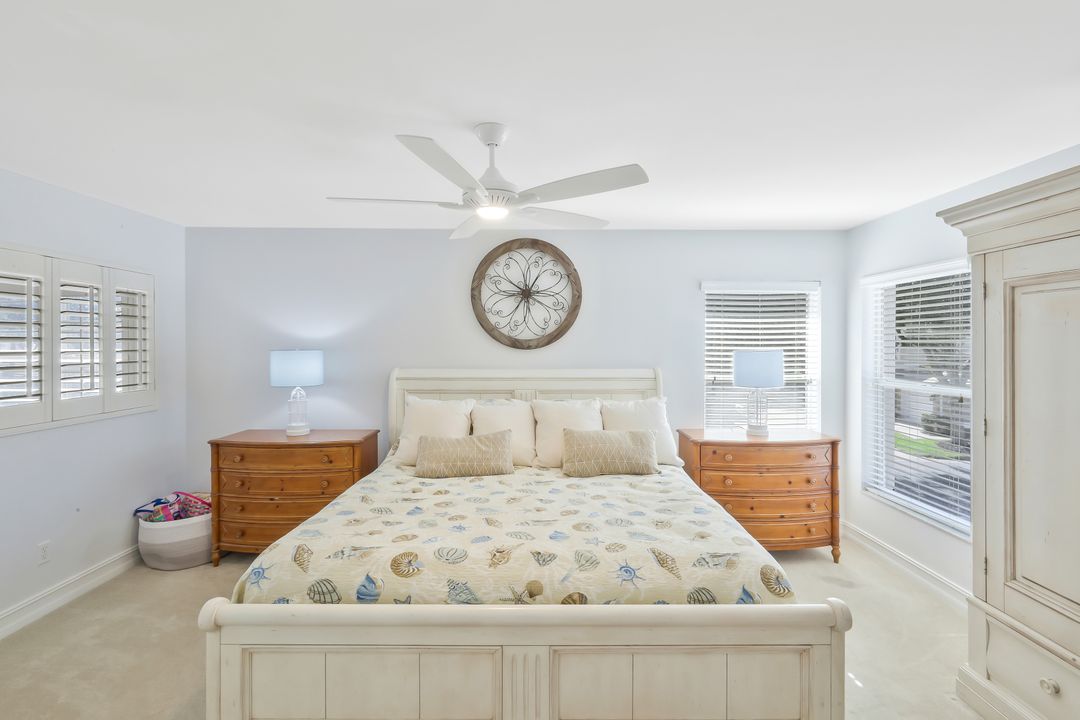 905 Carrick Bend Cir #201, Naples, FL 34110