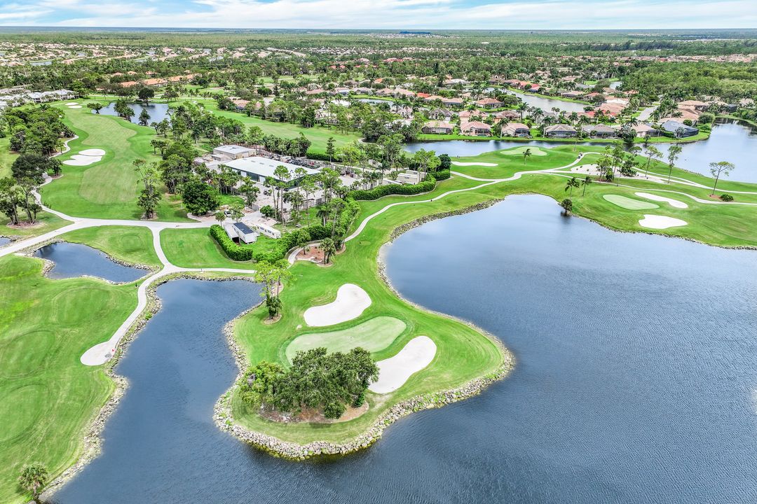 6053 Dogleg Dr, Naples, FL 34113