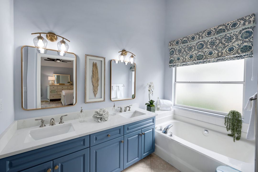 25061 Bay Cedar Dr, Bonita Springs, FL 34134