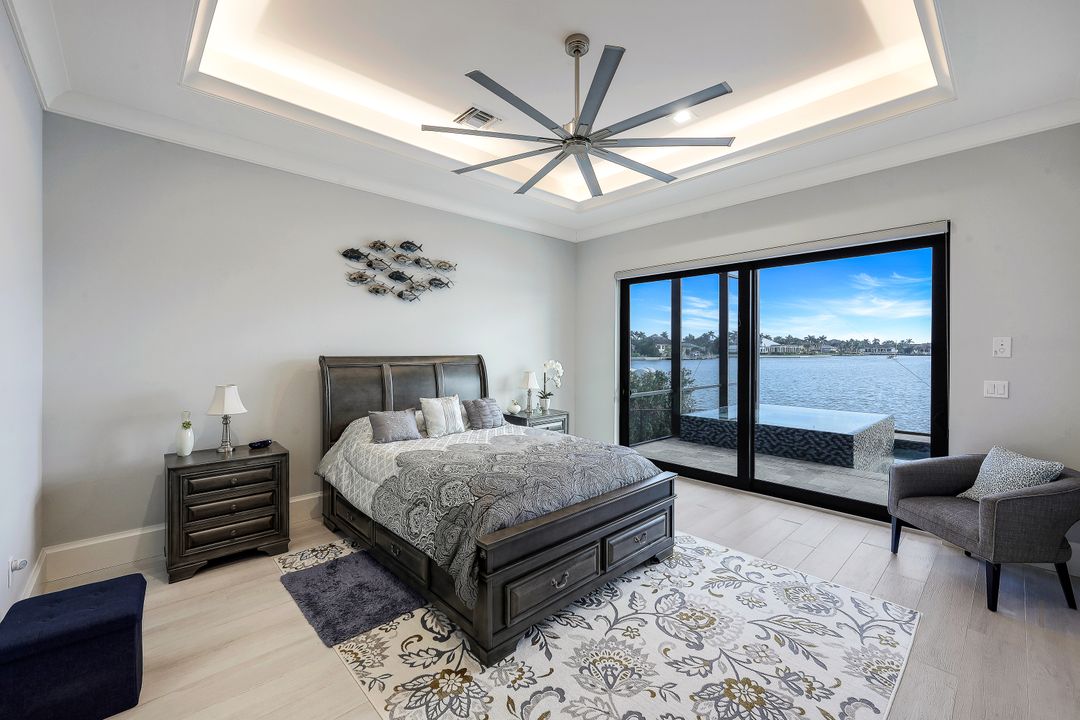 1275 Winterberry Dr, Marco Island, FL 34145