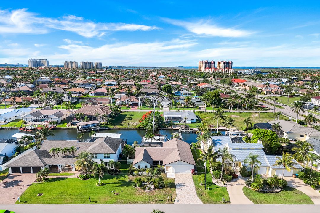 1528 SW 52nd Ln, Cape Coral, FL 33914