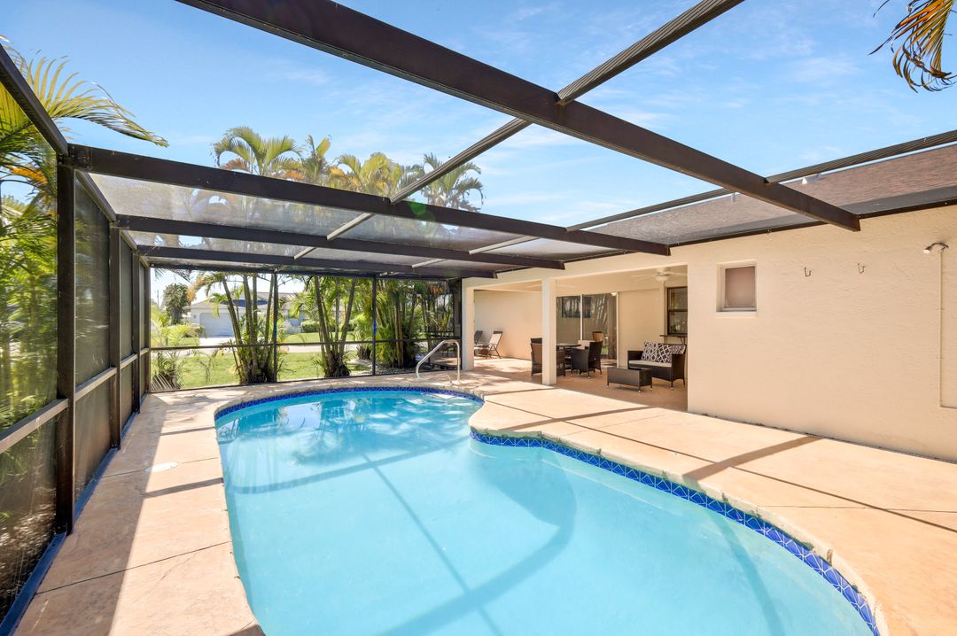 4131 SW 1st Pl, Cape Coral, FL 33914