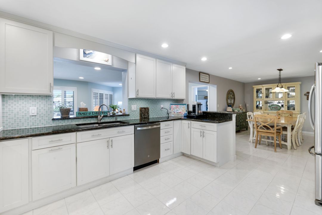 5237 Del Prado Blvd S, Cape Coral, FL 33904