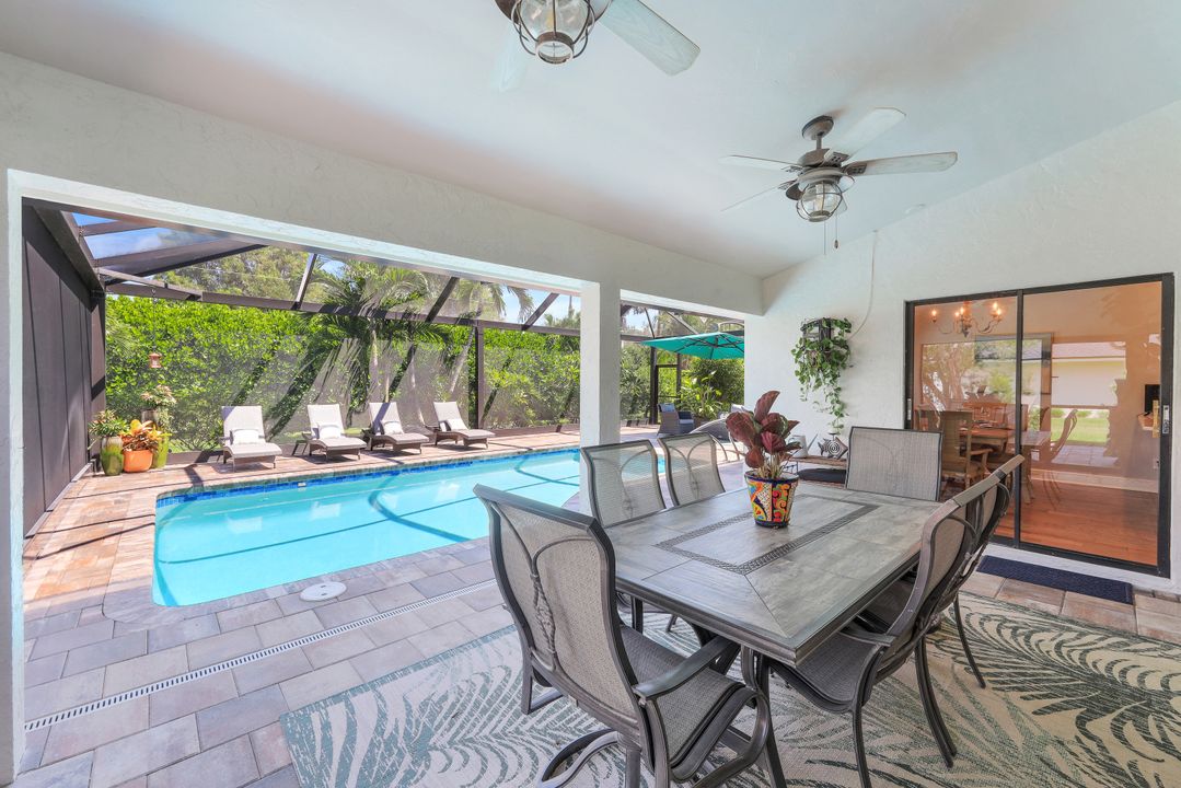 430 Cypress Way E, Naples, FL 34110