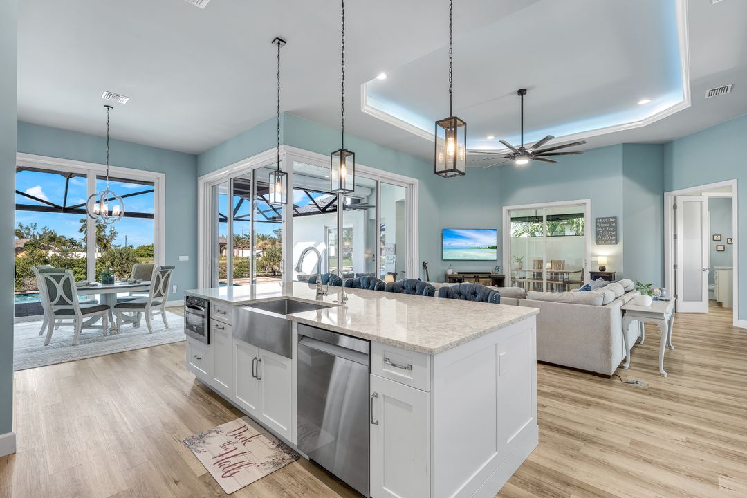 16 NW 38th Pl, Cape Coral, FL 33993