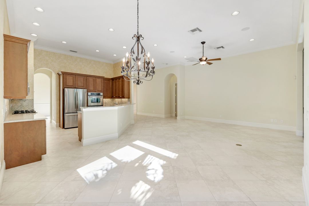 16834 Cabreo Dr, Naples, FL 34110