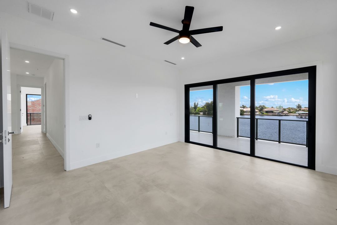 432 Burnt Store Rd S, Cape Coral, FL 33991