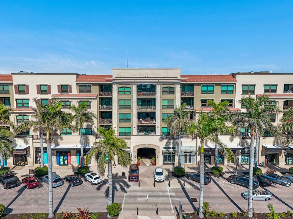 9115 Strada Pl #5205, Naples, FL 34108