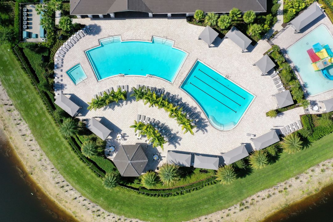 4426 Caldera Cir, Naples, FL 34119