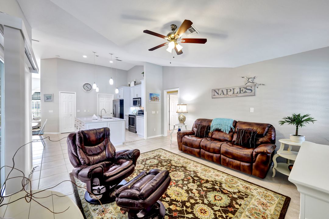 731 25th St SW, Naples, FL 34117