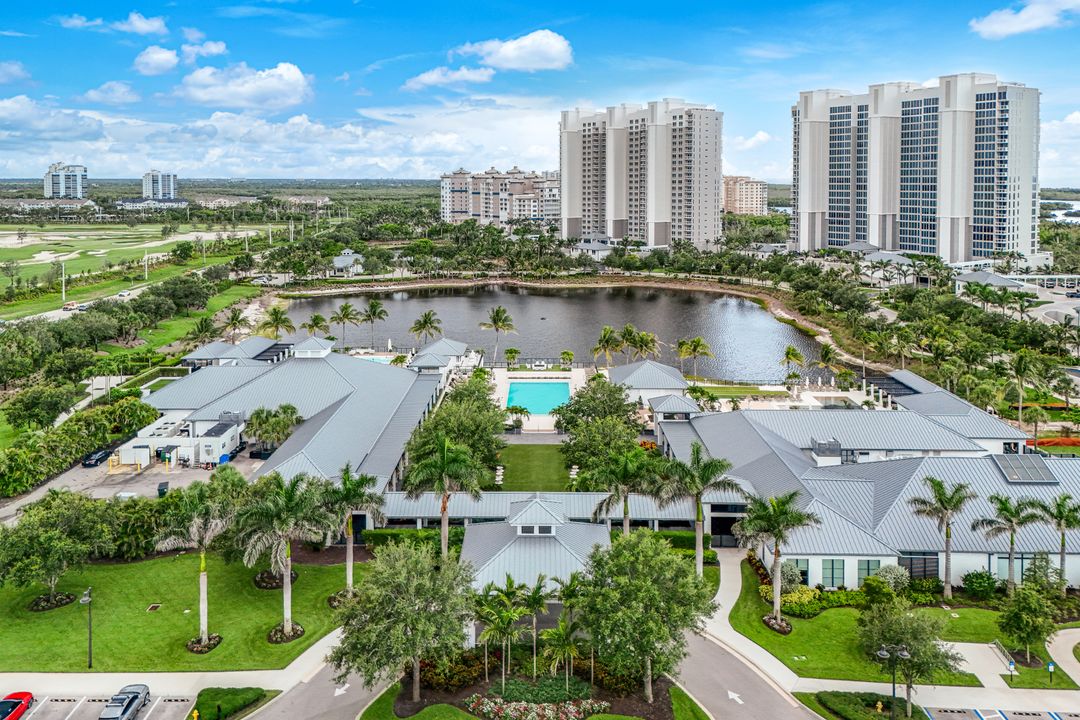 13915 Old Coast Rd, Naples, FL 34110