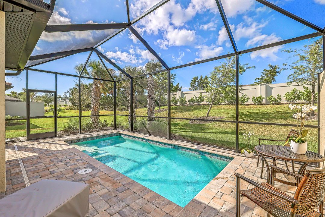 12350 Canal Grande Dr, Fort Myers, FL 33913