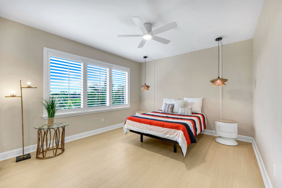 8720 Bay Colony Dr #404, Naples, FL 34108