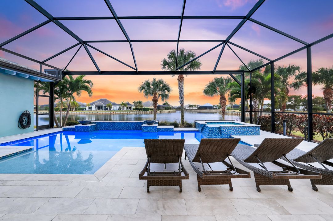 6072 Lucaya Wy, Naples, FL 34112